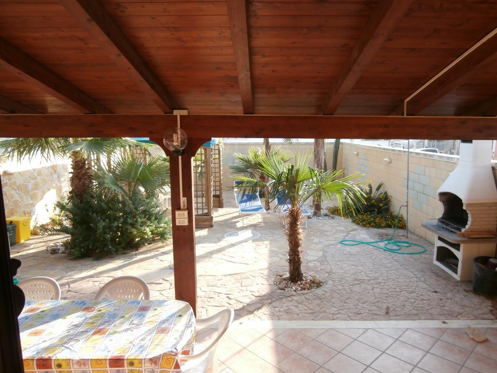 Villa Grandioso Sant Isidoro  Esterno foto